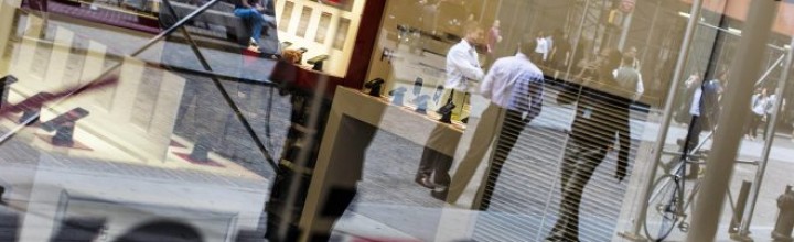 Canadians will pay more for mobile phones over two years instead of three