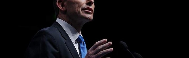 Abbott Pledges Surplus Within Decade as Australia Poll Nears